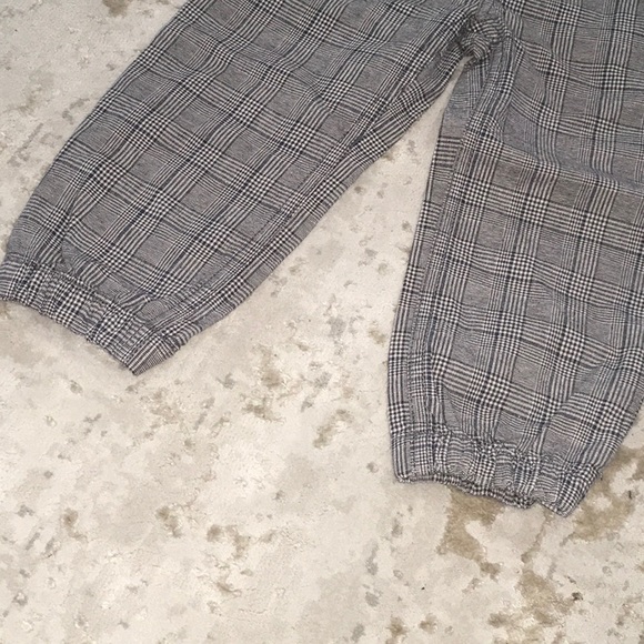 Boys CalvinKlein Set - Picture 4 of 14